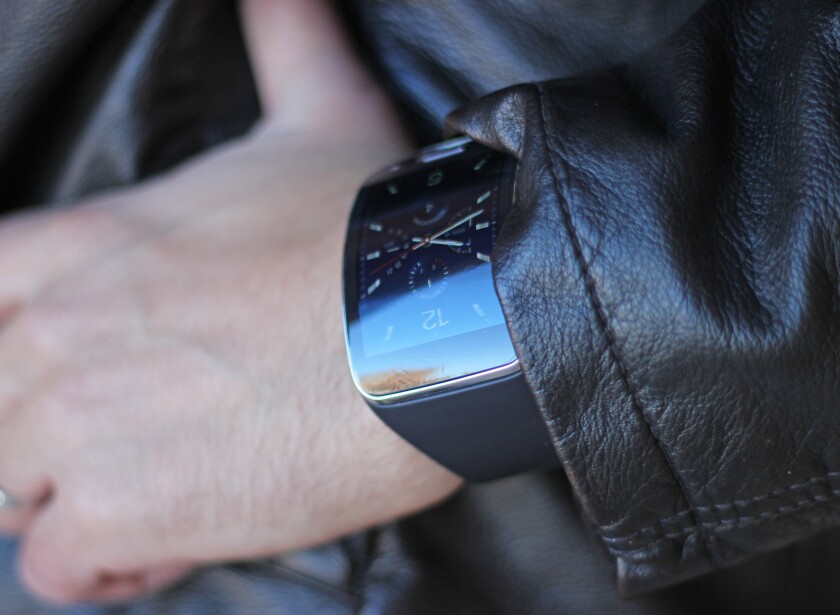 Gear S (Photo: Will Shanklin/Gizmag.com)