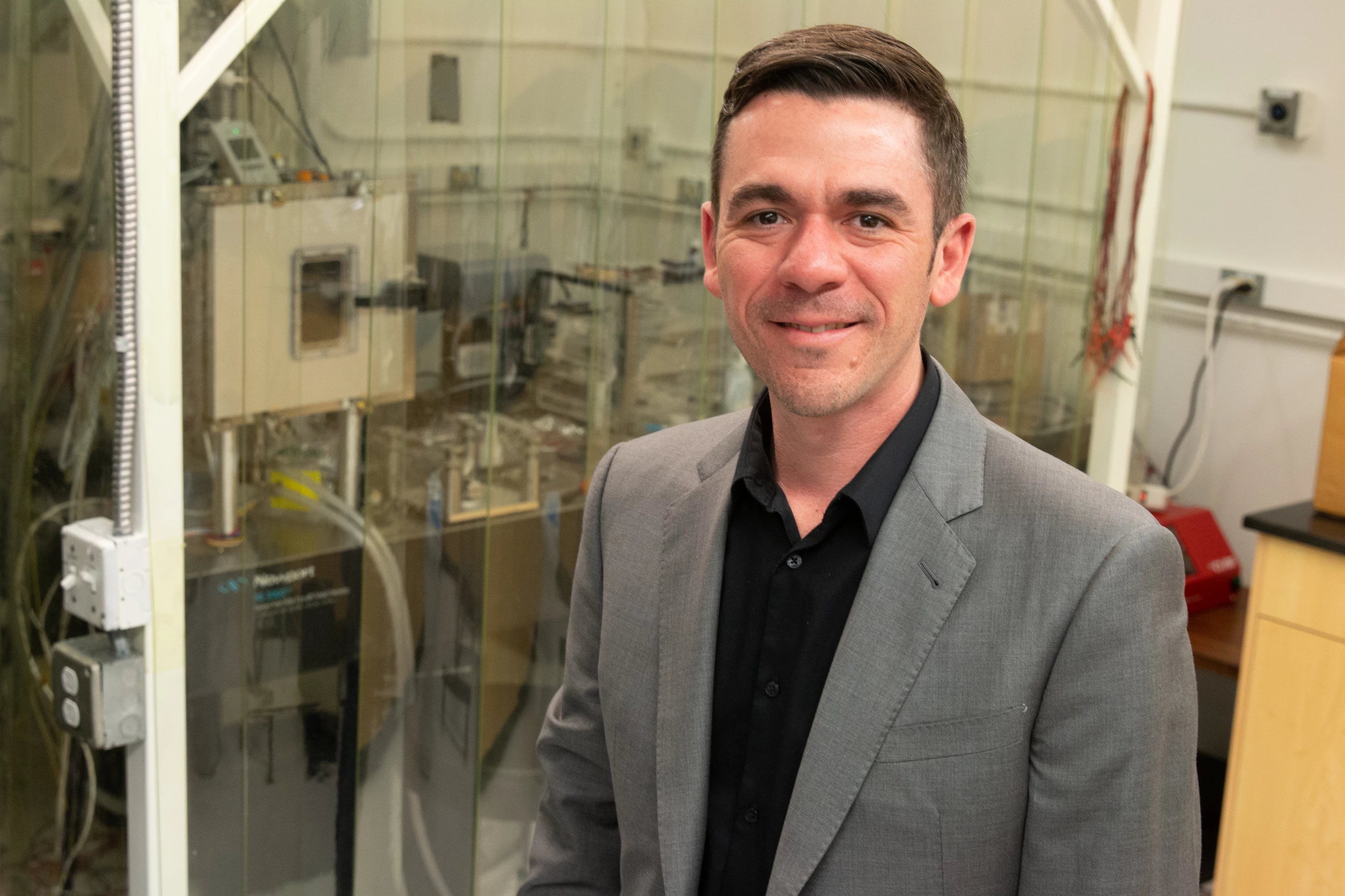 University of Utah mechanical engineering associate professor Mathieu Francoeur has discovered a way to produce more electricity from heat than thought possible with his Near-Field Radiative Heat Transfer Device