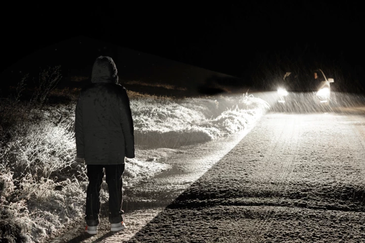 New spotlight function for Active Night View Assist Plus illuminates pedestrians