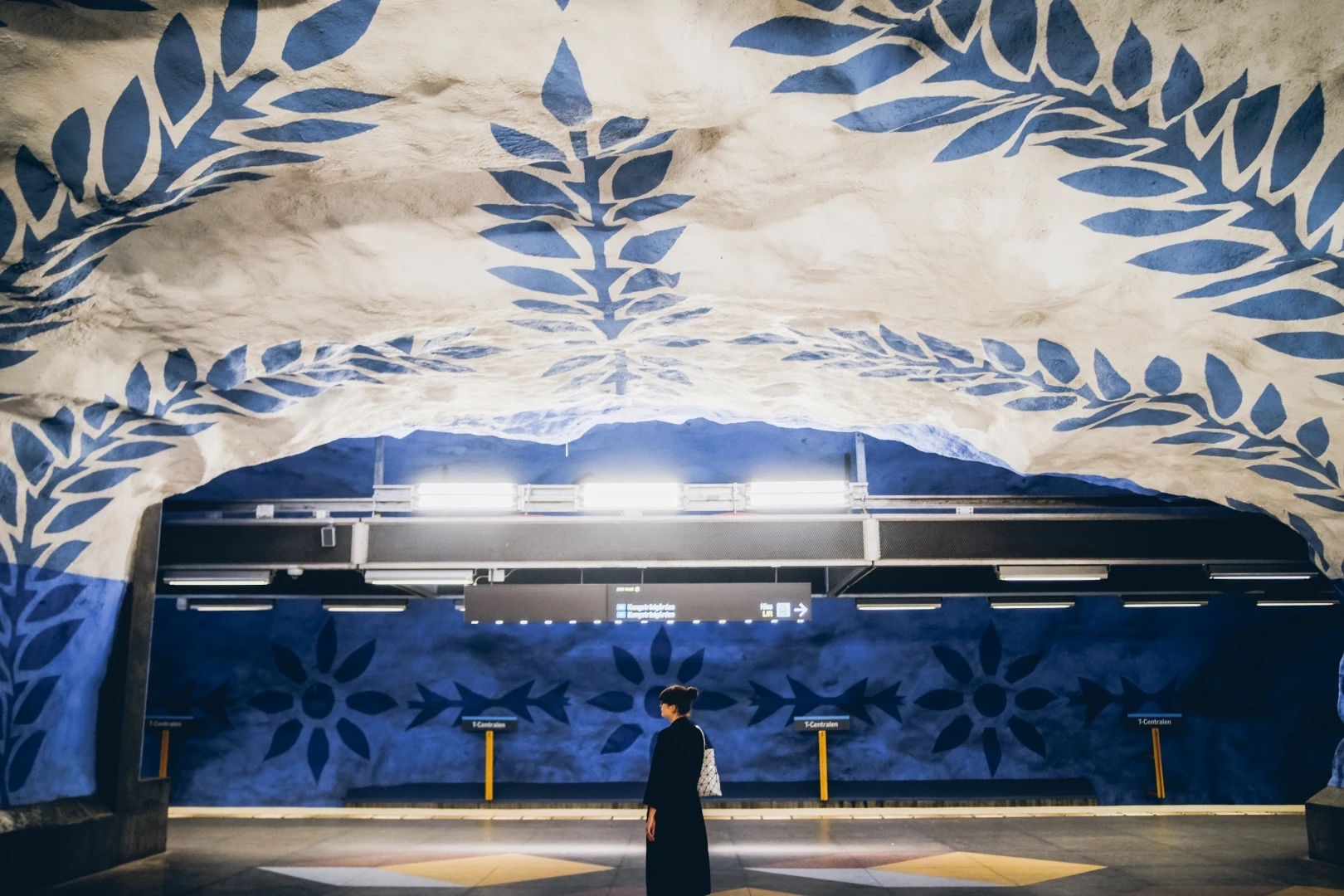 Winner of 11:00 Hour. Justin Lim “Santorini by the Subway”, taken Stockholm, Sweden
