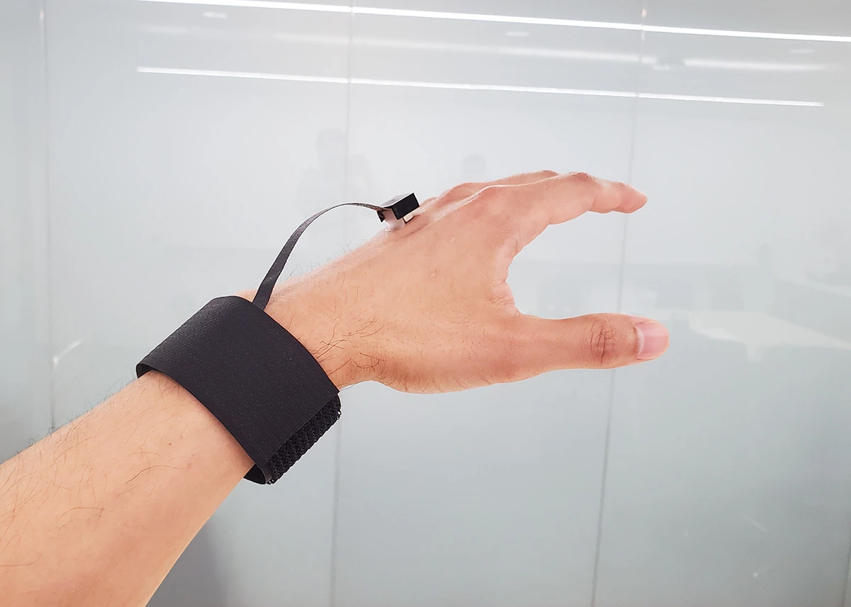 This wearable uses an advanced actuator that can move in any direction to deliver far more realistic haptic feedback than a vibrating motor
