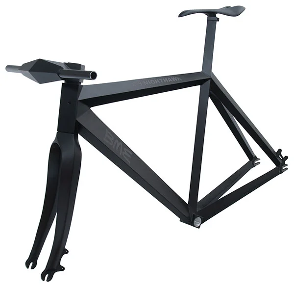 The X-9 Nighthawk also features a custom carbon fiber fork, stem and handlebars