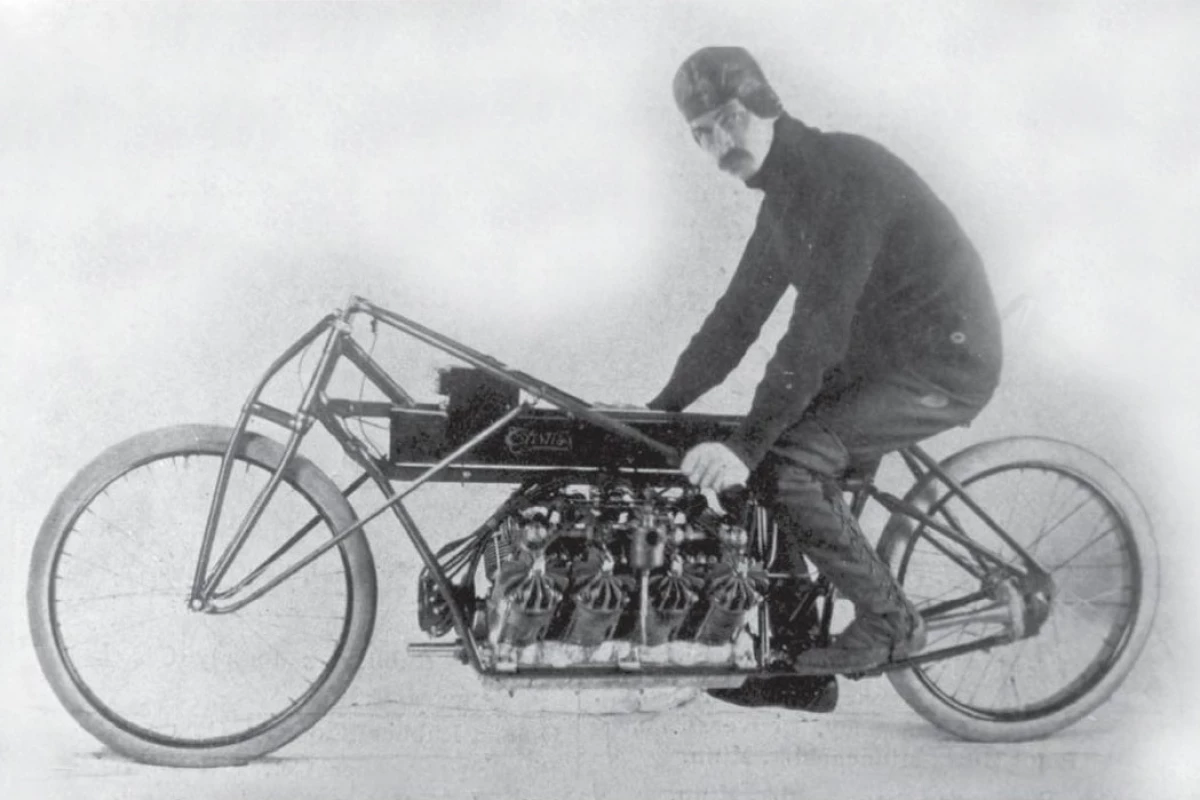 Curtiss installed one of his 4000cc V8 aircraft engines (essentially four of his 1000cc v-twins) into a motorcycle and blew all competitors into the weeds with a run of 136.27 mph on 24 January 1907