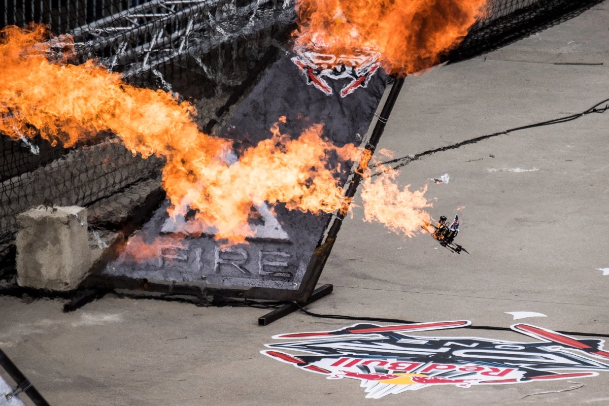 The racing drones hit speeds of up to 150 km/h (93 mph) throughout Red Bull's inaugural drone racing event and had to contend with flames, waterfalls and blasts of air pressure