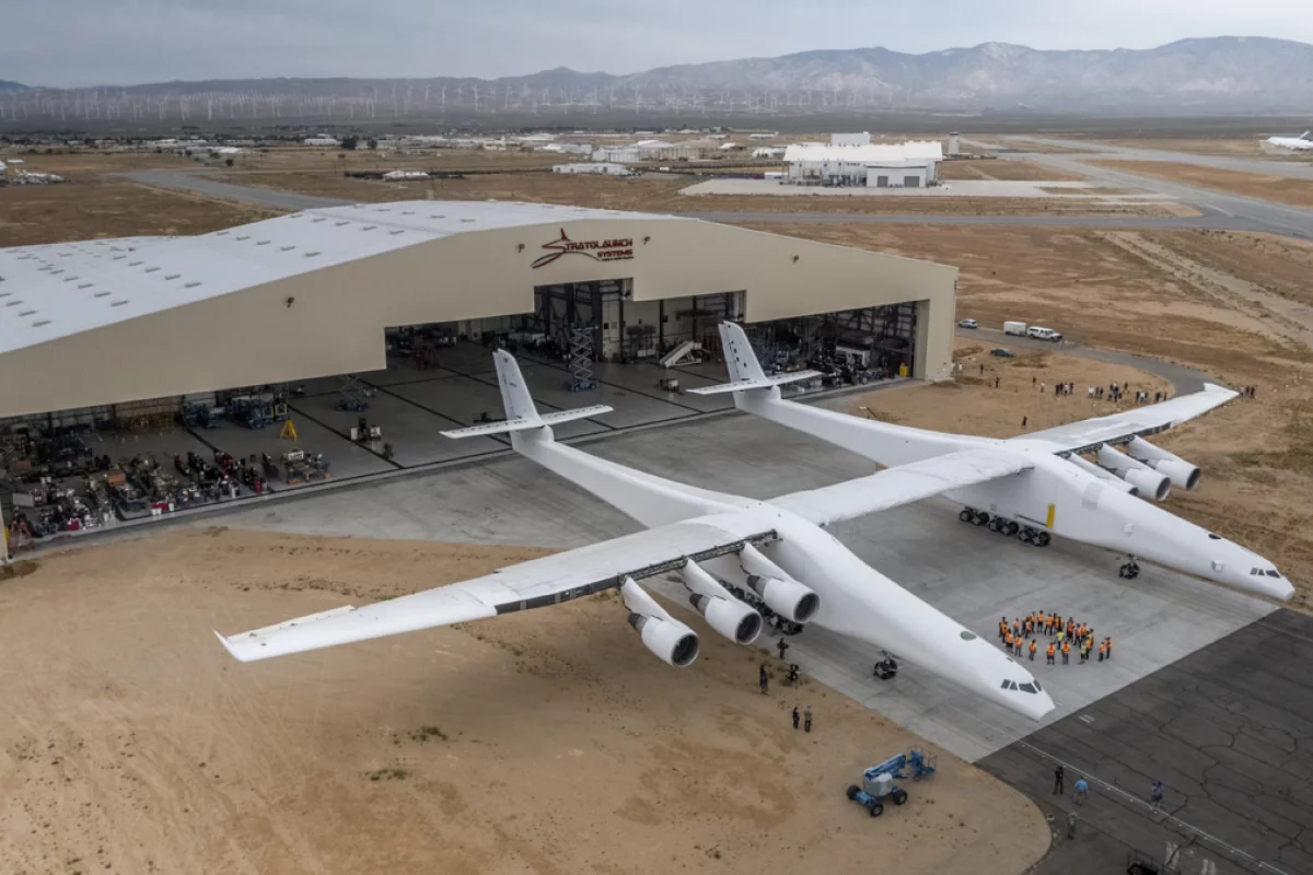 The world's largest plane is out of its hangar for the first time