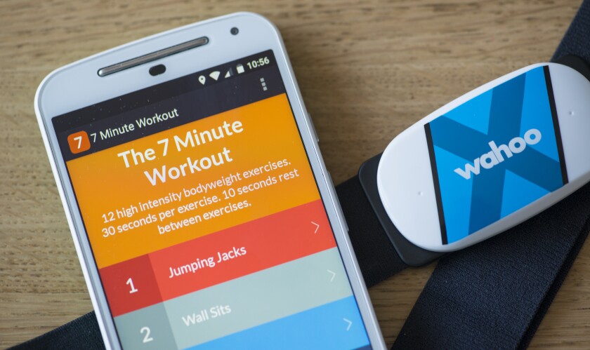 The Wahoo Fitness Tickr X can count reps in the 7 Minute Workout app (Photo: Simon Crisp/Gizmag.com)
