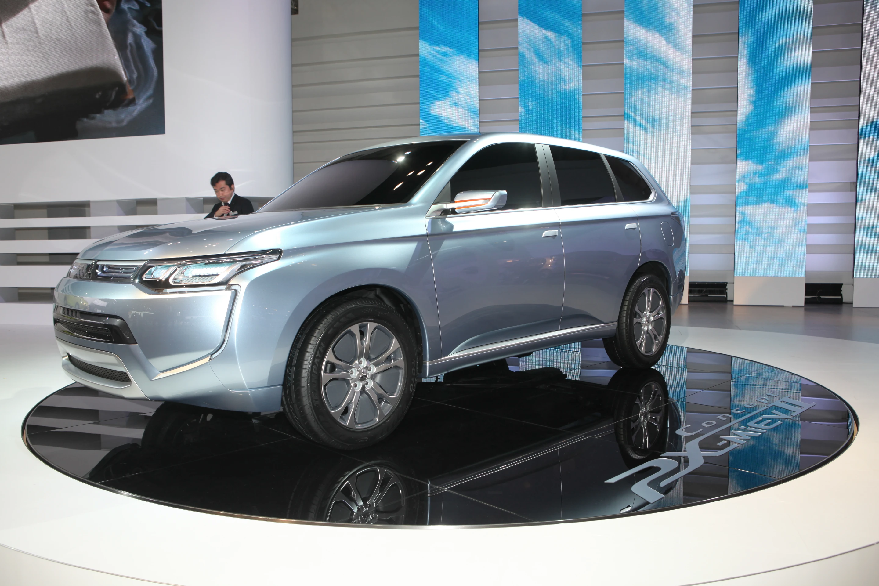The Mitsubishi Concept PX-MiEV II PHEV.