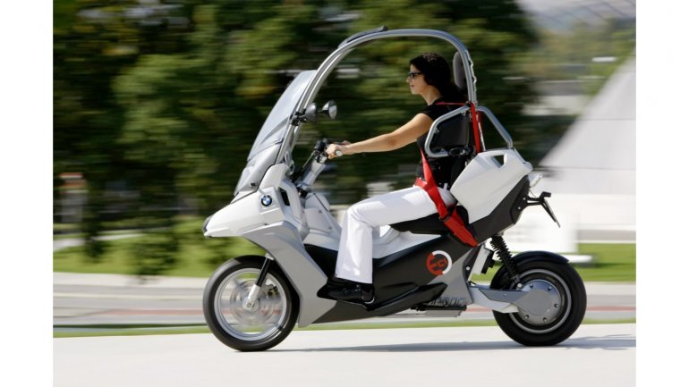 The BMW C1-E concept scooter
