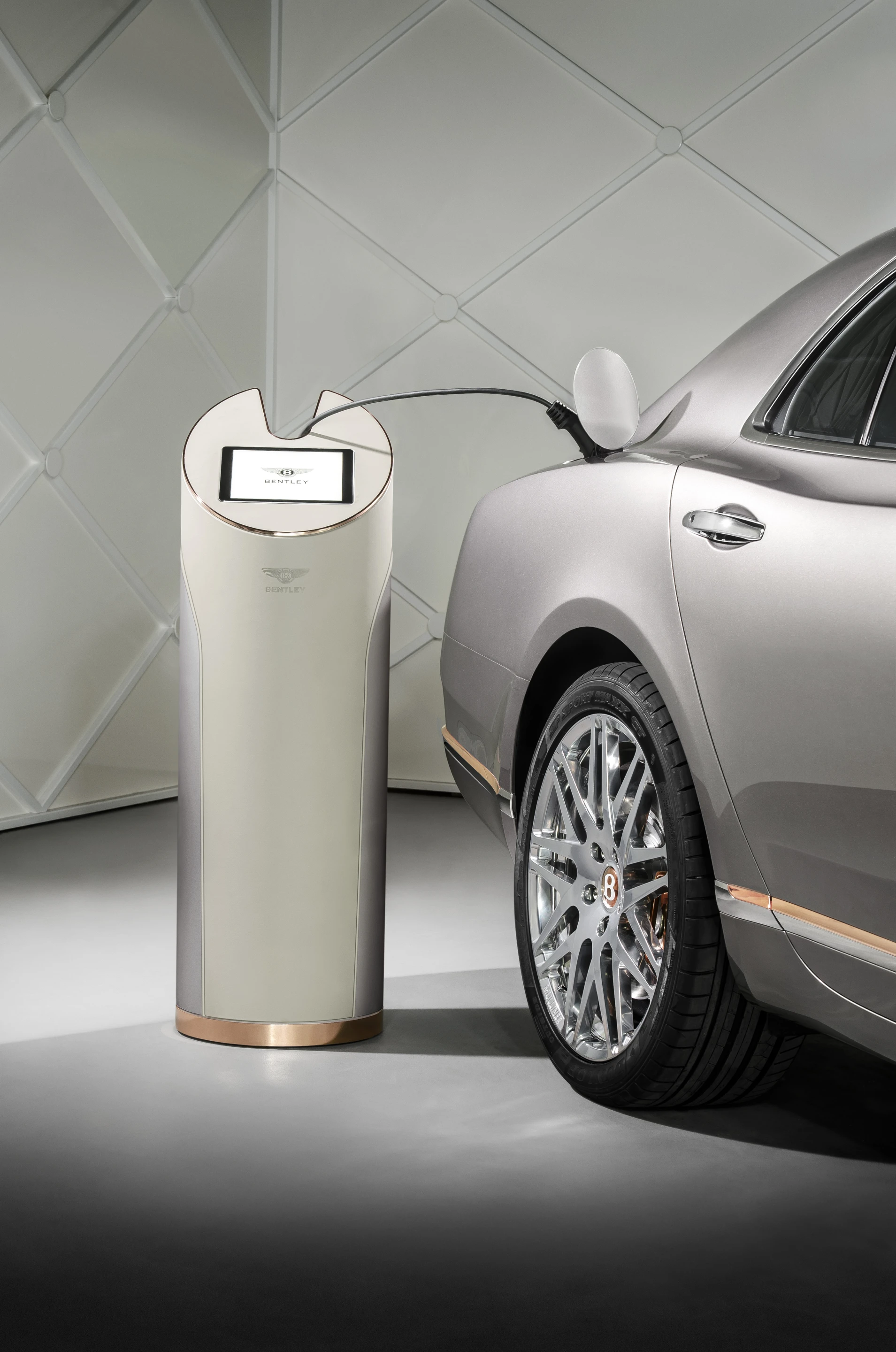 The Bentley plug-in hybrid system will offer 31+ miles (50+ km) of all-electric range