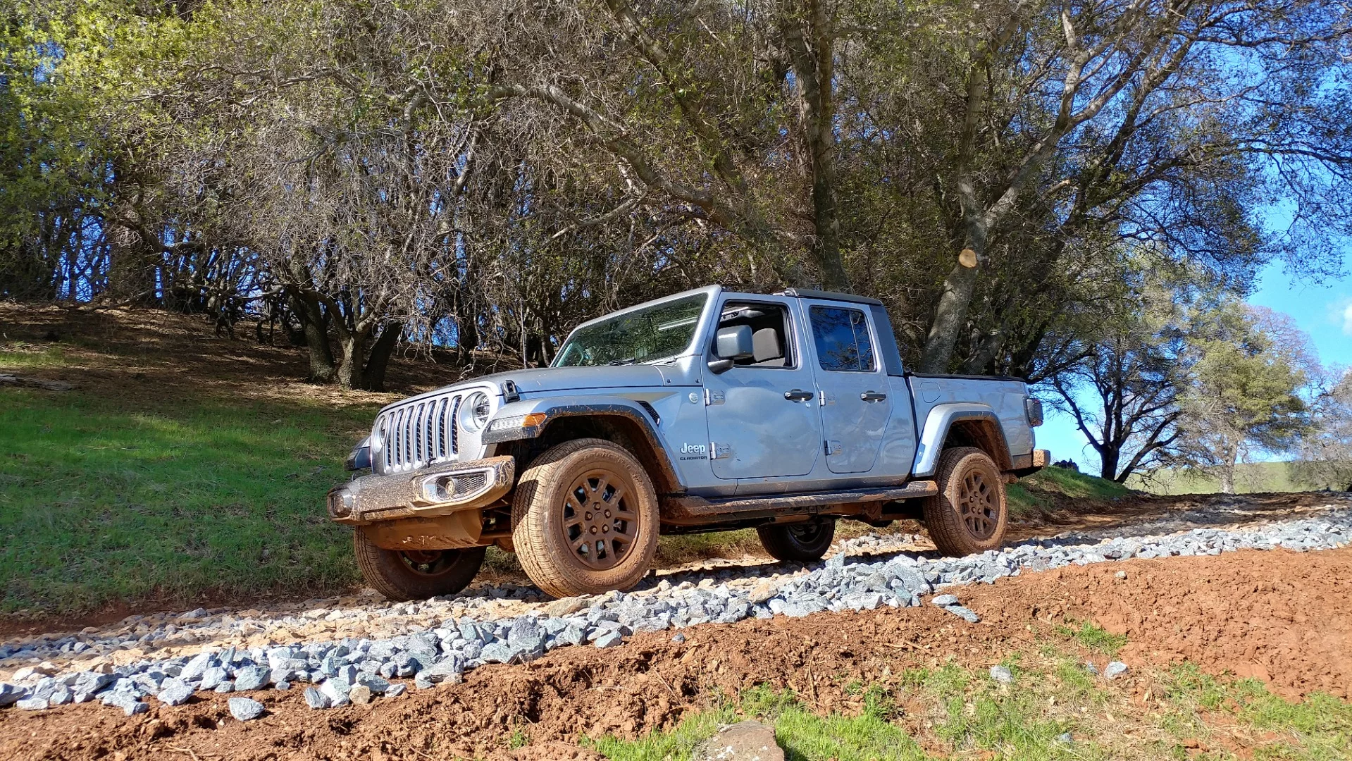 All Gladiator models come standard with four-wheel drive and large tires