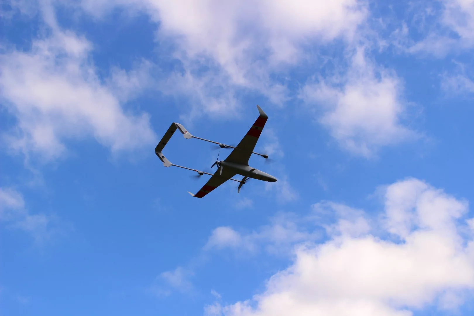 Carbonix Volanti: suitable for precision mapping, surveying, emergency response, infrastructure assessment and agriculture