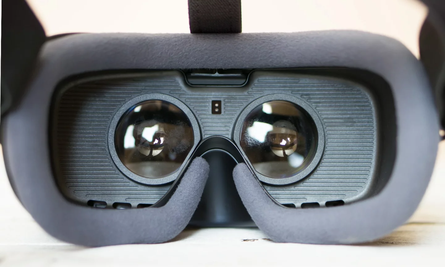 Looking into the lenses of the Gear VR
