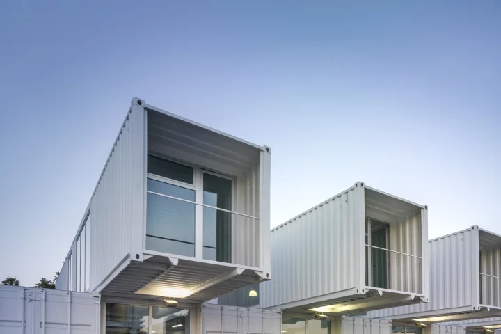 The shipping container-based terminal is located in Spain's only river port, based in Seville (Photo: Jesús Granada)