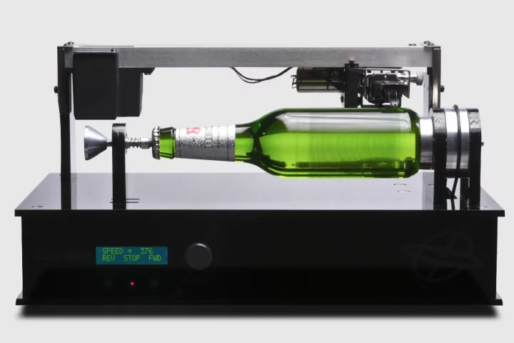 To promote its new record label, Beck's Brewery inscribed a simple beer bottle with music, which can be played like a 19th century phonograph cylinder