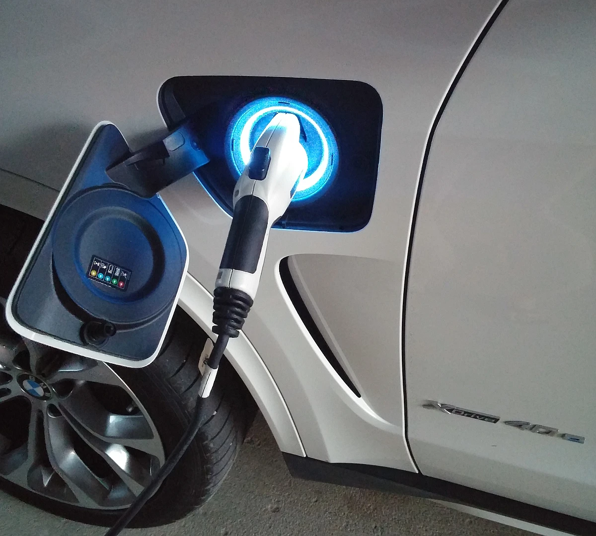 The 9 kWh lithium battery pack charges to full in about three hours at 240 volts through the 3.6kW onboard charger or in about seven to eight hours with a 120-volt standard wall outlet