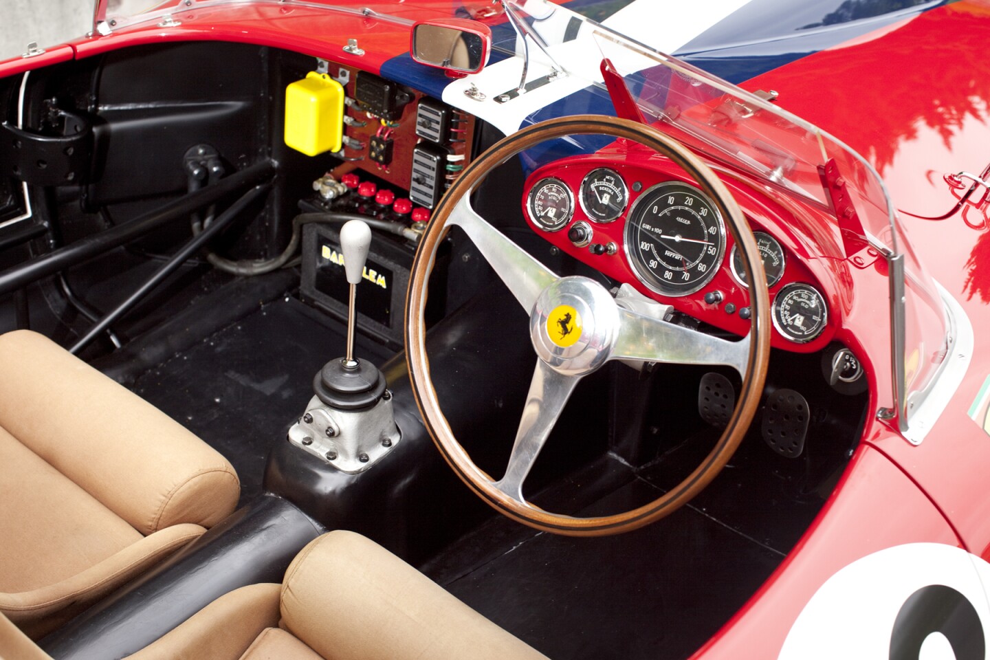 Ferrari 250 Testa Rossa Sets World Auction Record Us 16 4 Million