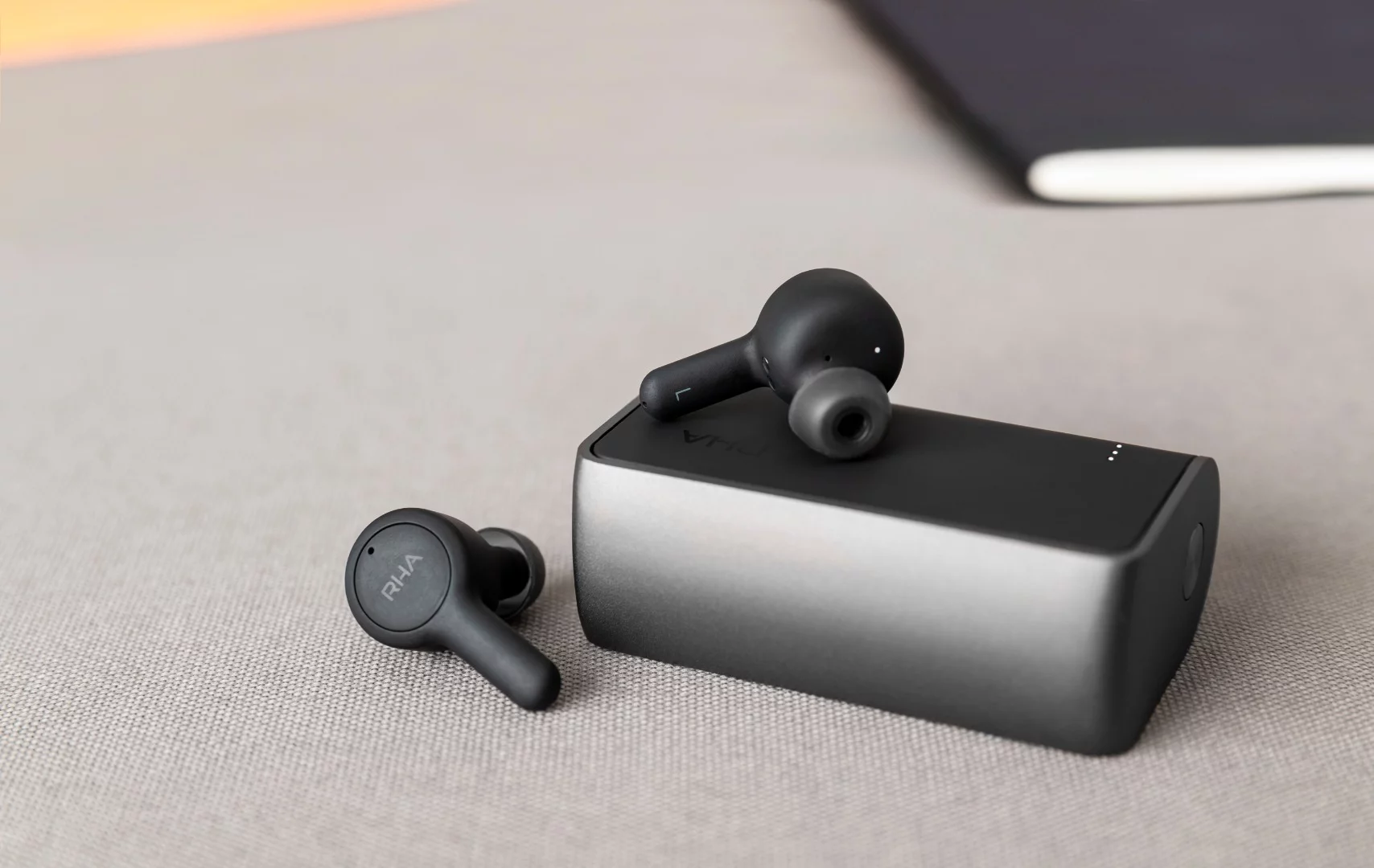 Each TrueConnect earpiece should be good for 5 hours of wireless playback, with the included flip-up charging case catering for four full top-ups on the move