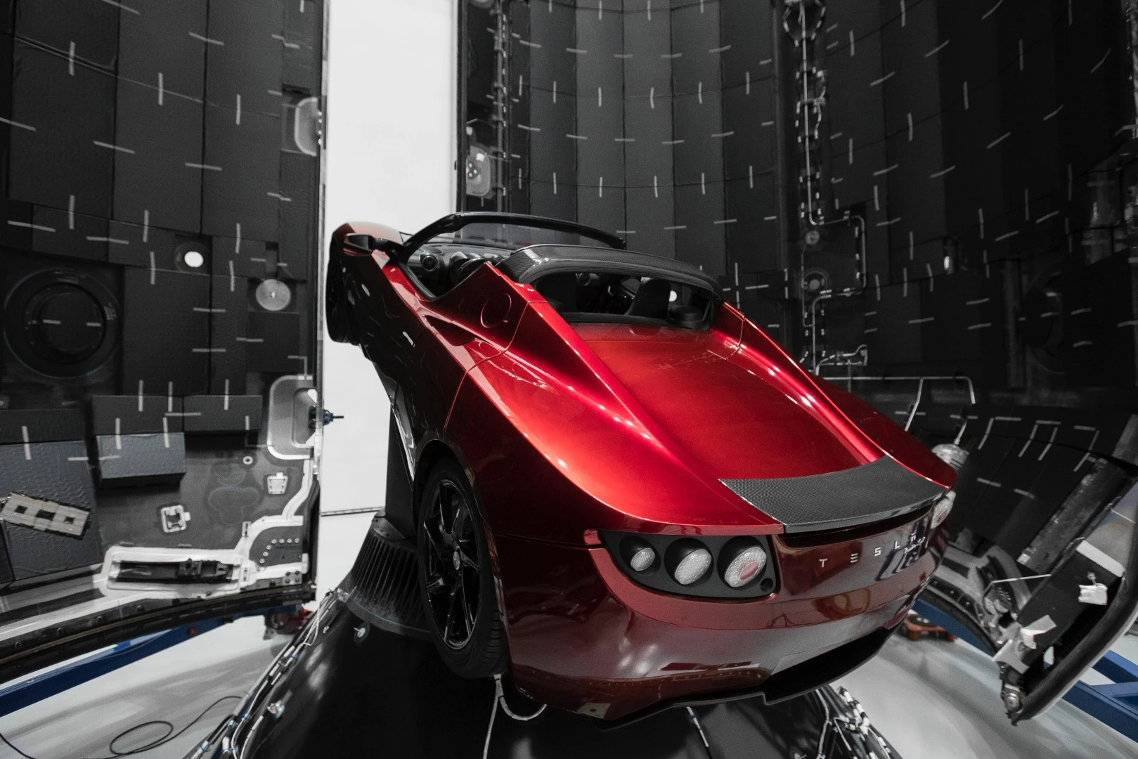The Tesla Roadster angled to fit in the Falcon Heavy fairing
