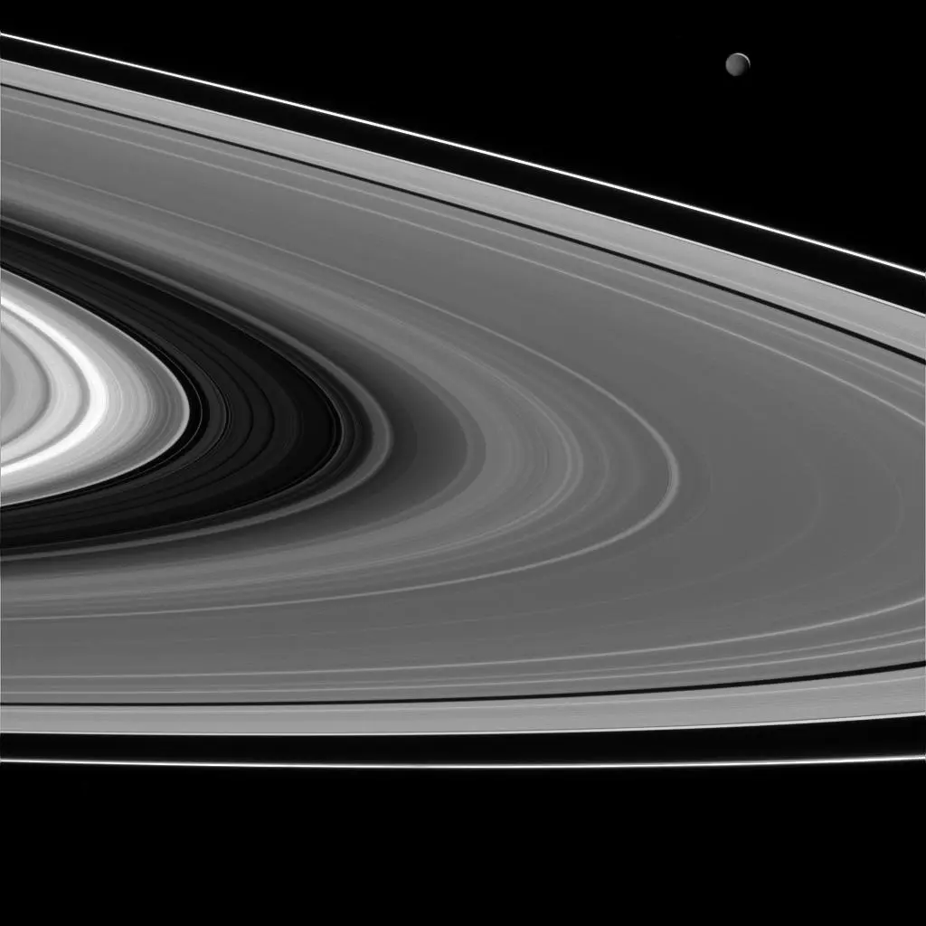 Cassini image highlighting the varying sizes and opacity of Saturn's ring system