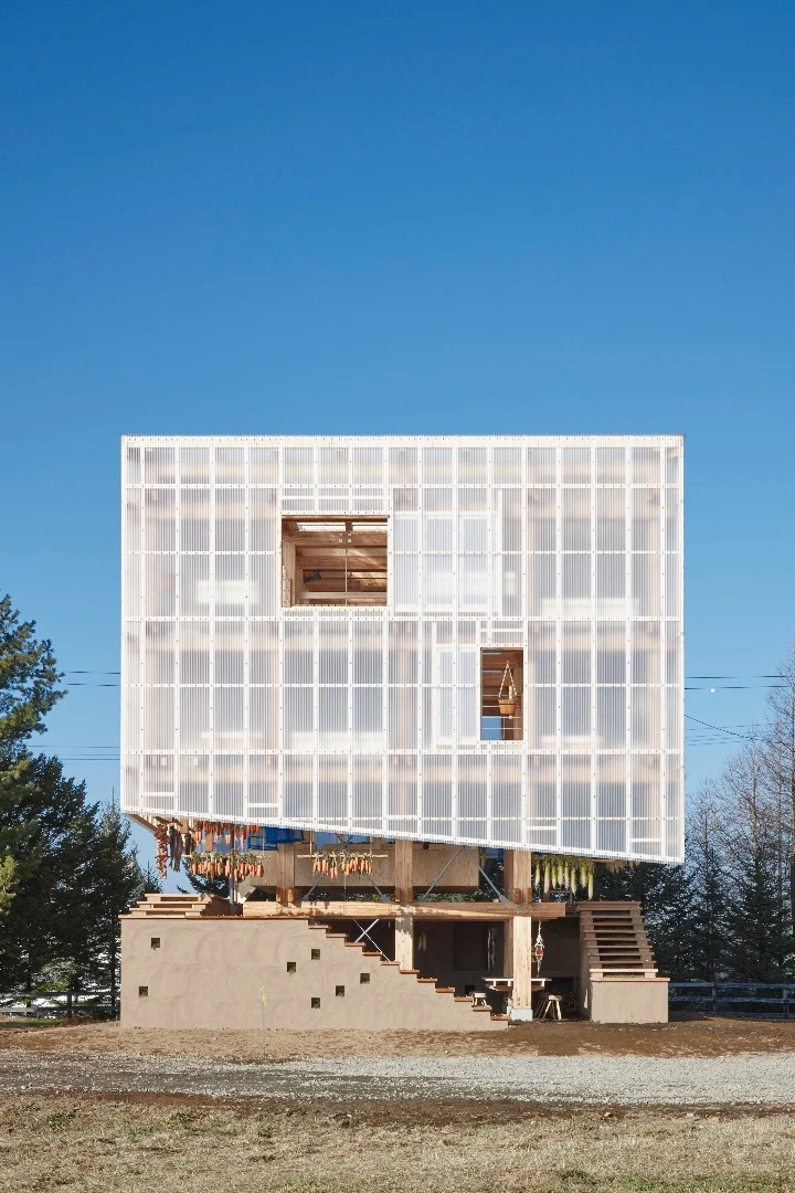 Nest We Grow, by Kengo Kuma Architects & Associates won the Green Building by Nature award