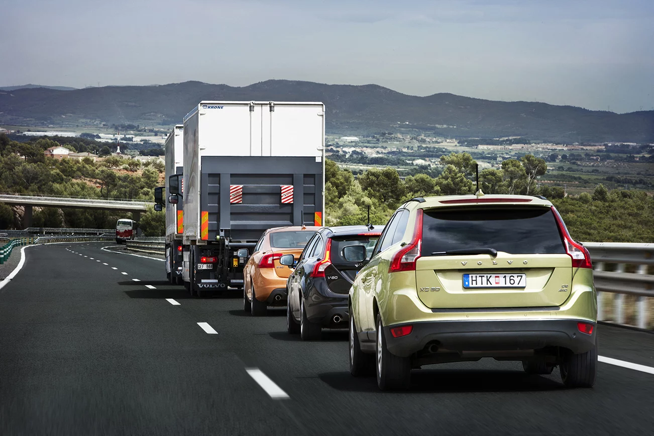 SARTRE road train (Image: Volvo)