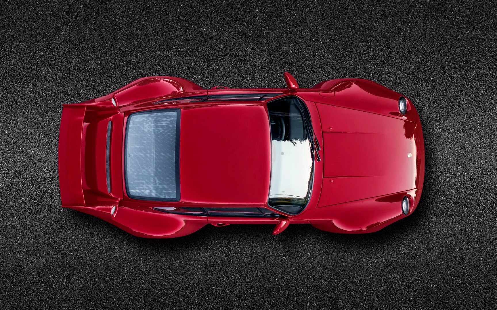 The pumped-up stance of the 400R looks mean, even from the sky