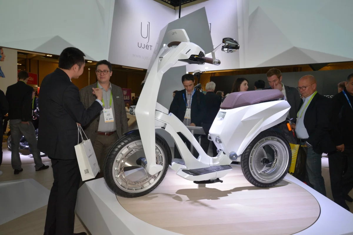 The Ujet scooter debuts at CES 2018