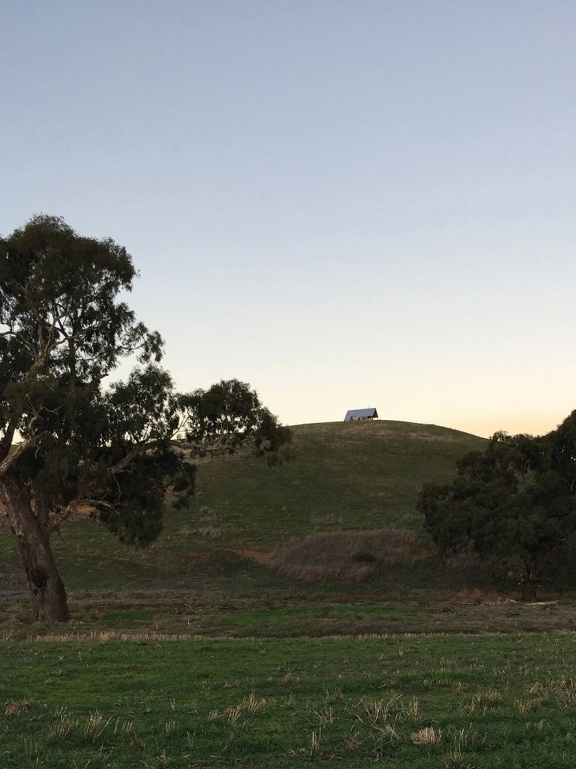 JR's Hut at the Kimo Estate is located around 12 km (7.5 mi) outside the town of Gundagai in rural Australia