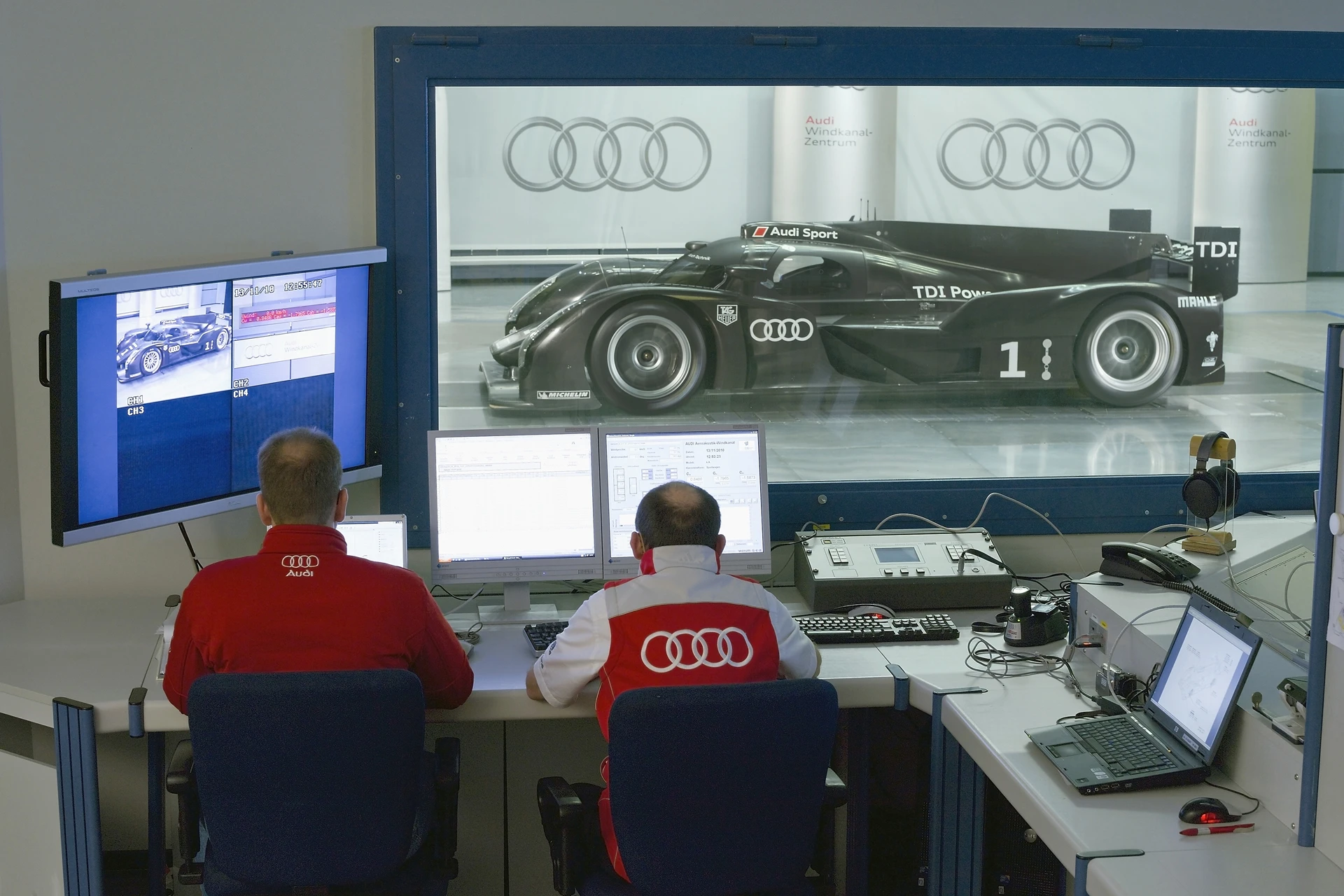 The new Audi R18 LMP1 sports car