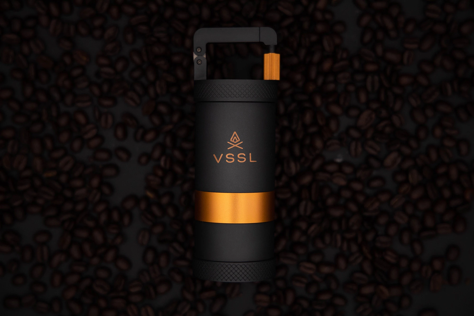 The VSSL Java doesn't contain an entire tool kit like other VSSL models but it uses the same compact, tubular aluminum construction