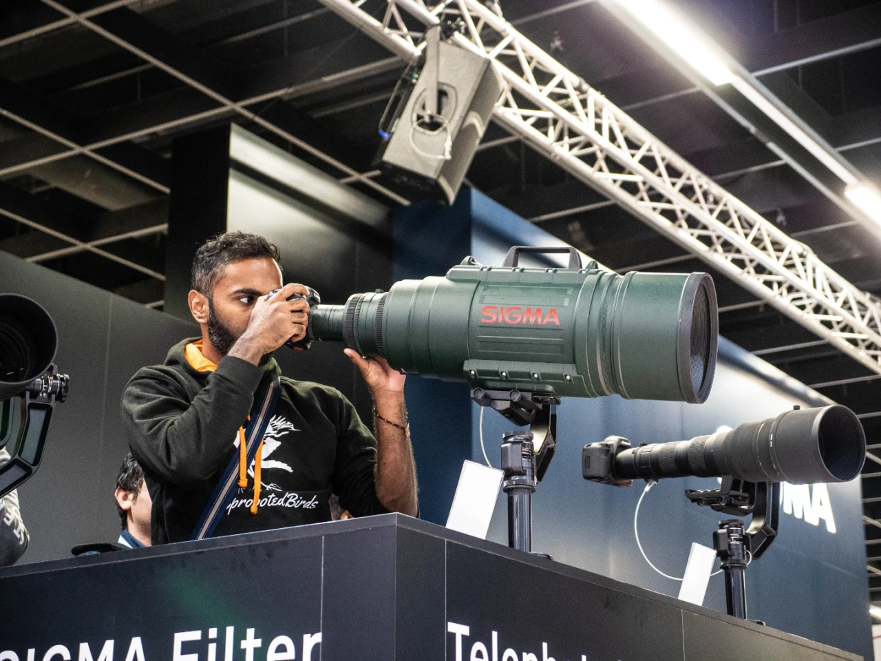 The Big Daddy: Sigma's 200-500 F2.8 telephoto lens is an absolute bazooka, weighing nearly 35 pounds and costing US$26,000