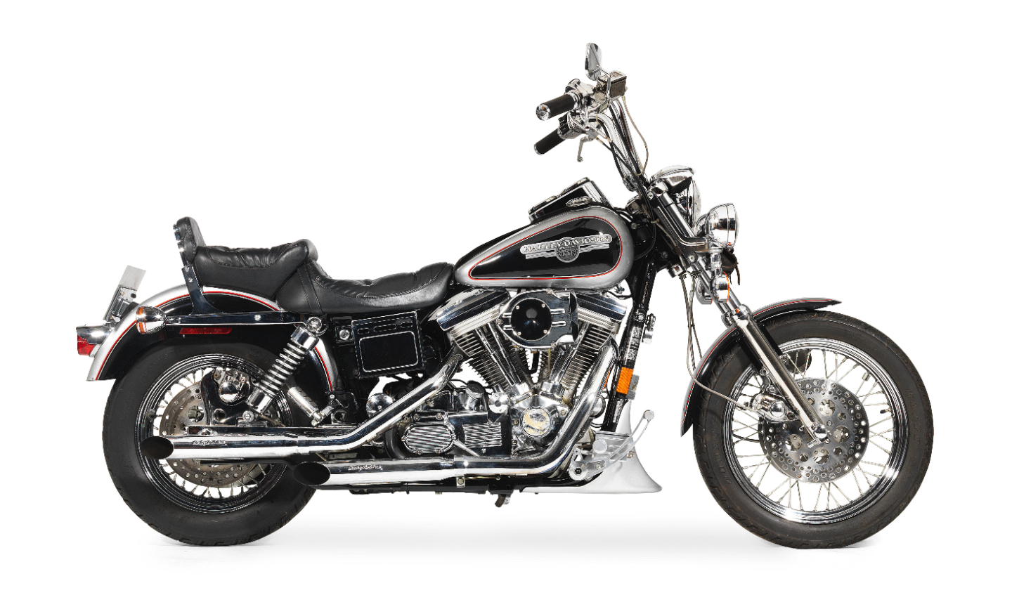 One of the highest profile motorcycle enthusiasts of recent decades has been crooner Engelbert Humperdinck. Humperdinck's 1992 Harley-Davidson 1,340cc FXDC Super Dyna Glide Custom sold in Stafford for $12,856 (£9,775), a very reasonable price considering the provenance. Auction Description