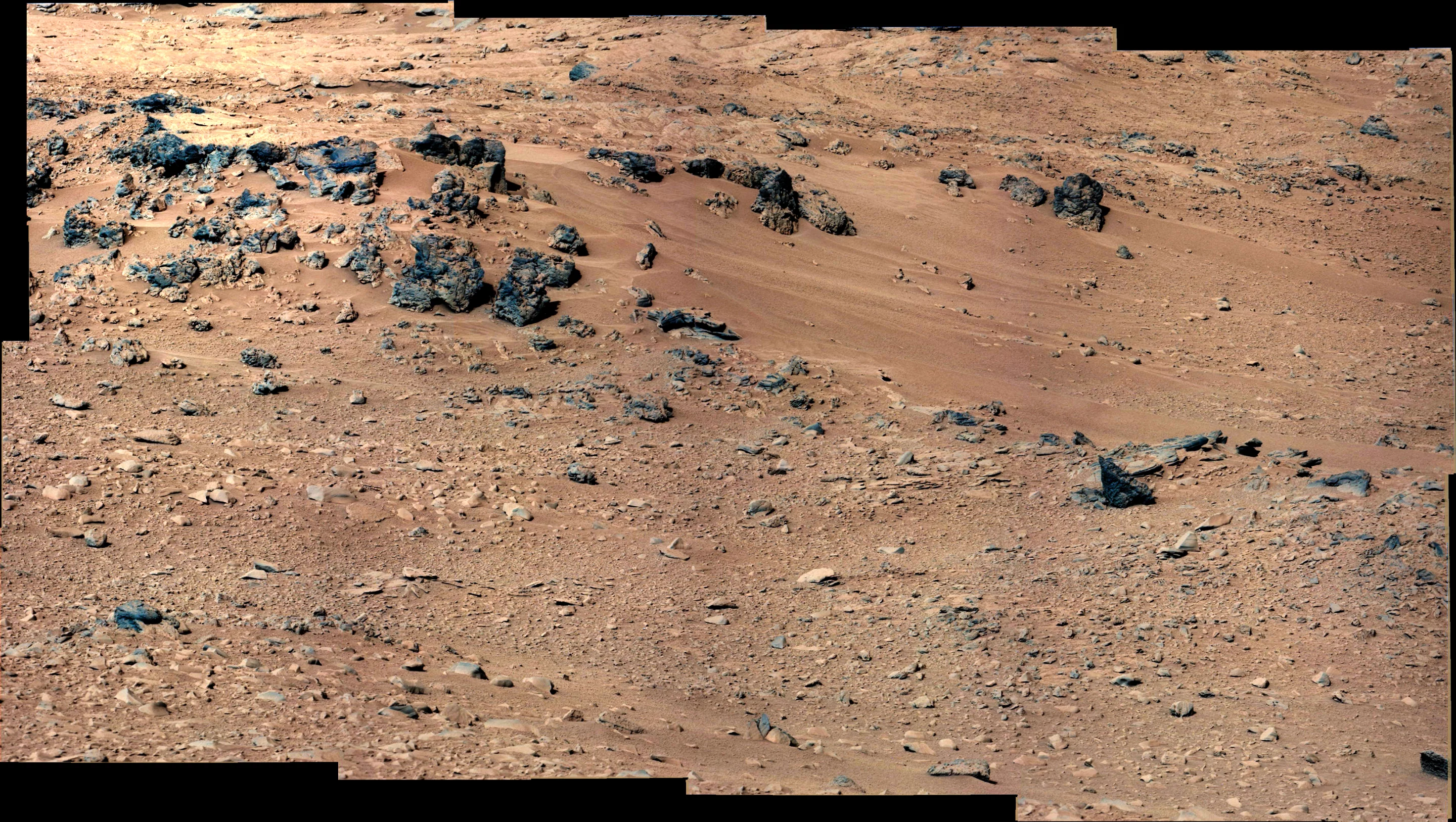 “Rocknest” site where Curiosity will take its first soil sample (Image: NASA/JPL-Caltech/MSSS)