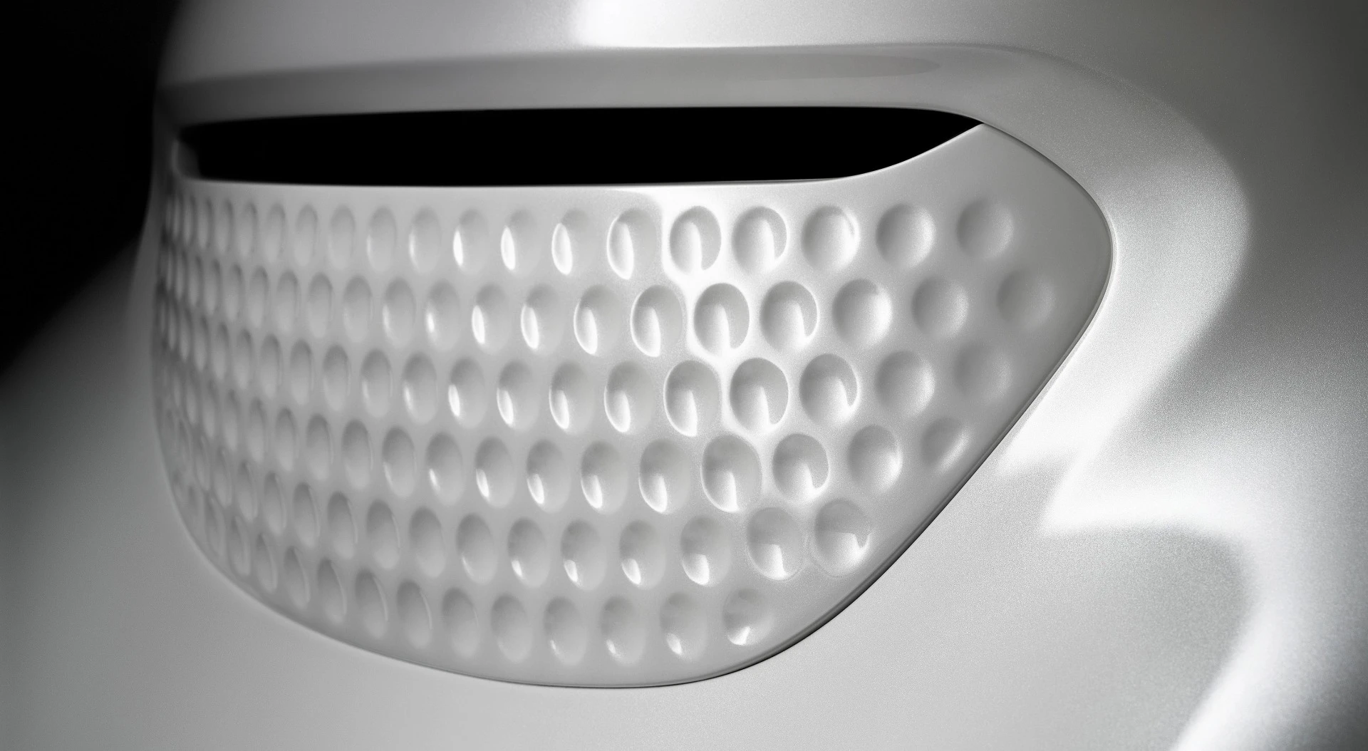 The grille takes its inspiration from a golf ball
