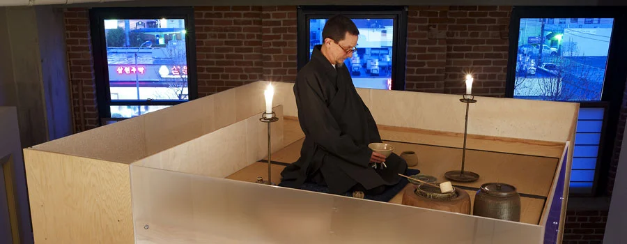 The eight-foot (2.4-meter) cube was commissioned for Feng Shui expert Liu Ming, and includes an office, bed, storage and meditation space