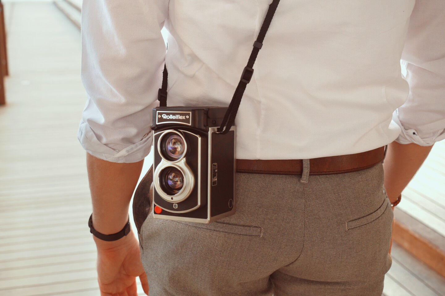 The Rolleiflex Instant Kamera is reported smaller and easier to use than its long gone predecessors
