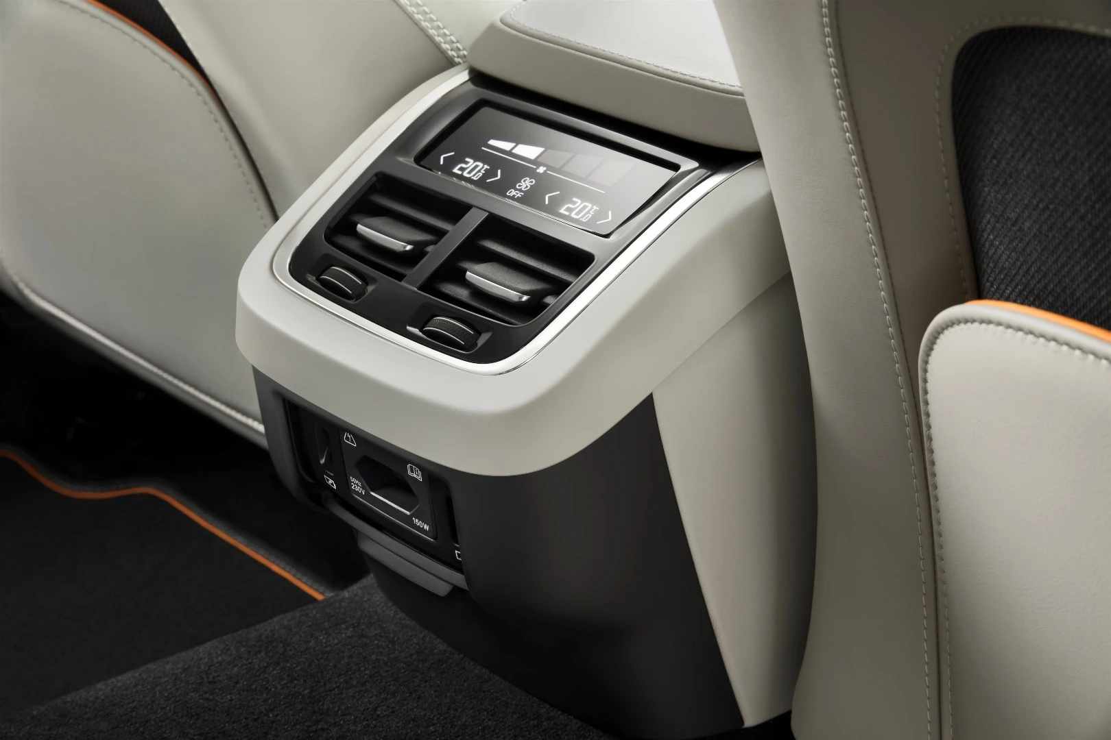 Interior of the V90 Cross Country Volvo Ocean Race