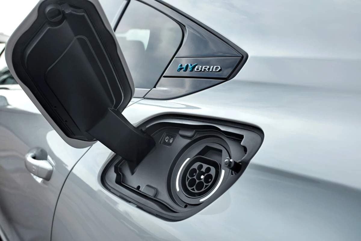 The two new engines are mated to an eight-speed automatic transmission with electrification for maximum efficiency