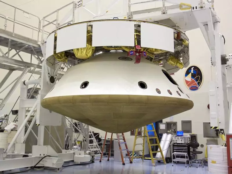 Curiosity capsule and heat shield(Image: NASA/Glenn Benson)