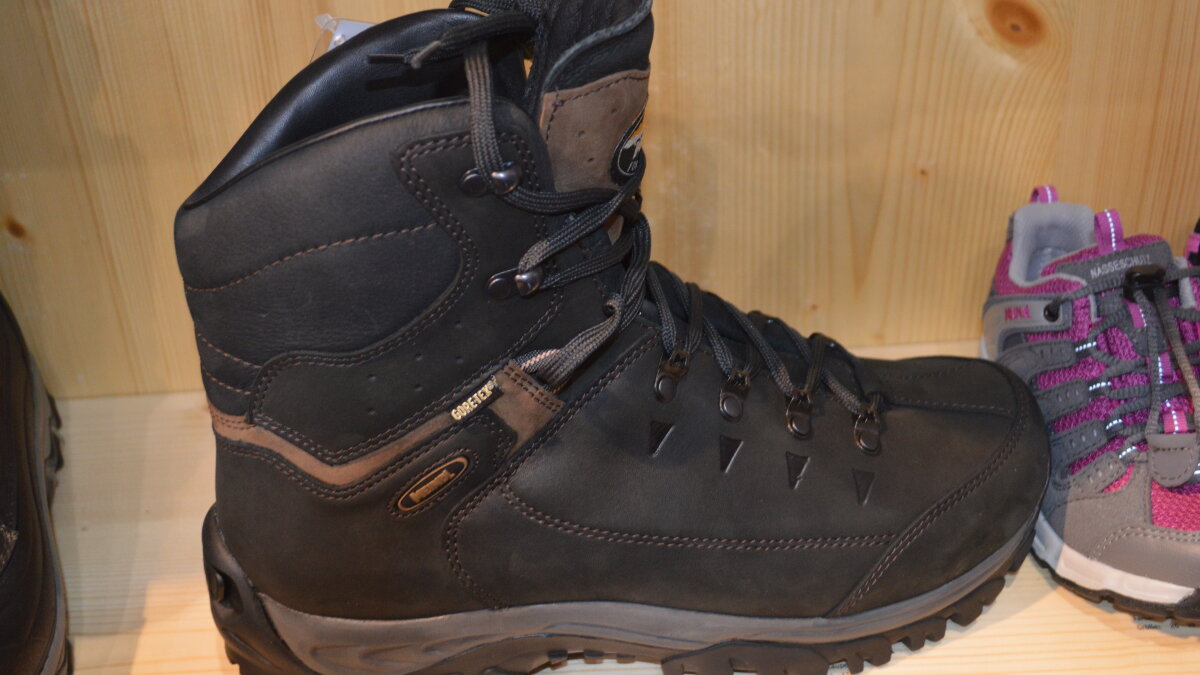 Meindl builds a retractable spike system into its winter boots