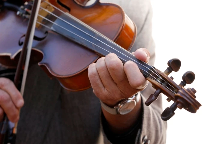 Could learning to play an instrument help seniors to keep their reflexes sharp?
