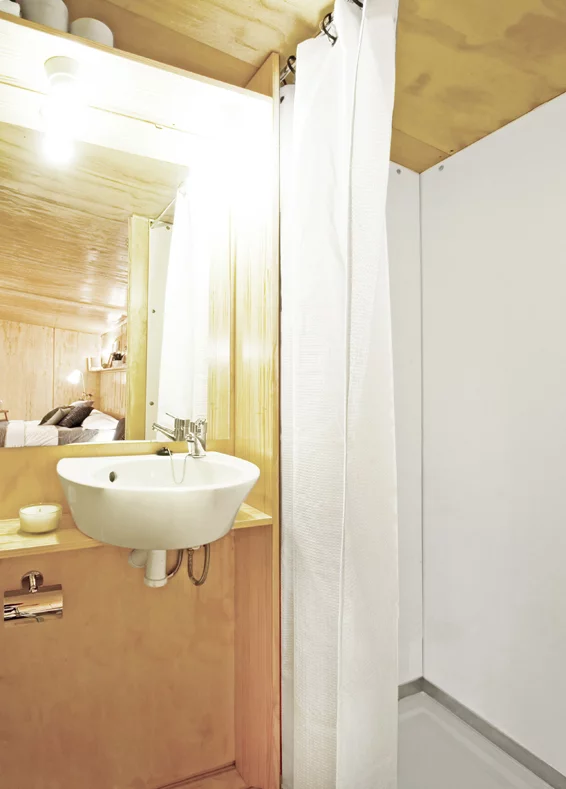 Photo of bathroom area (Photo: Vivood)