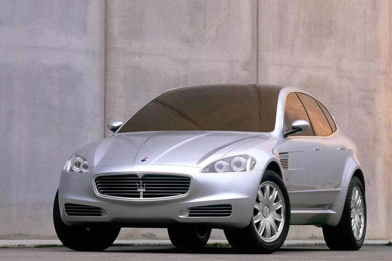 The Giugaro-styled 2003 Kubang concept