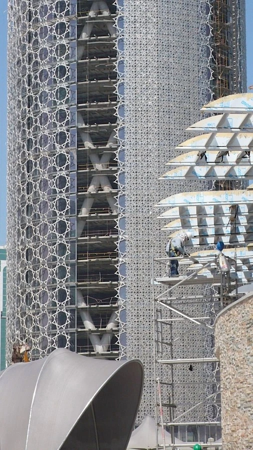 Doha Tower facade and internal support detail(Photo: Tim Harris/Archdaily)