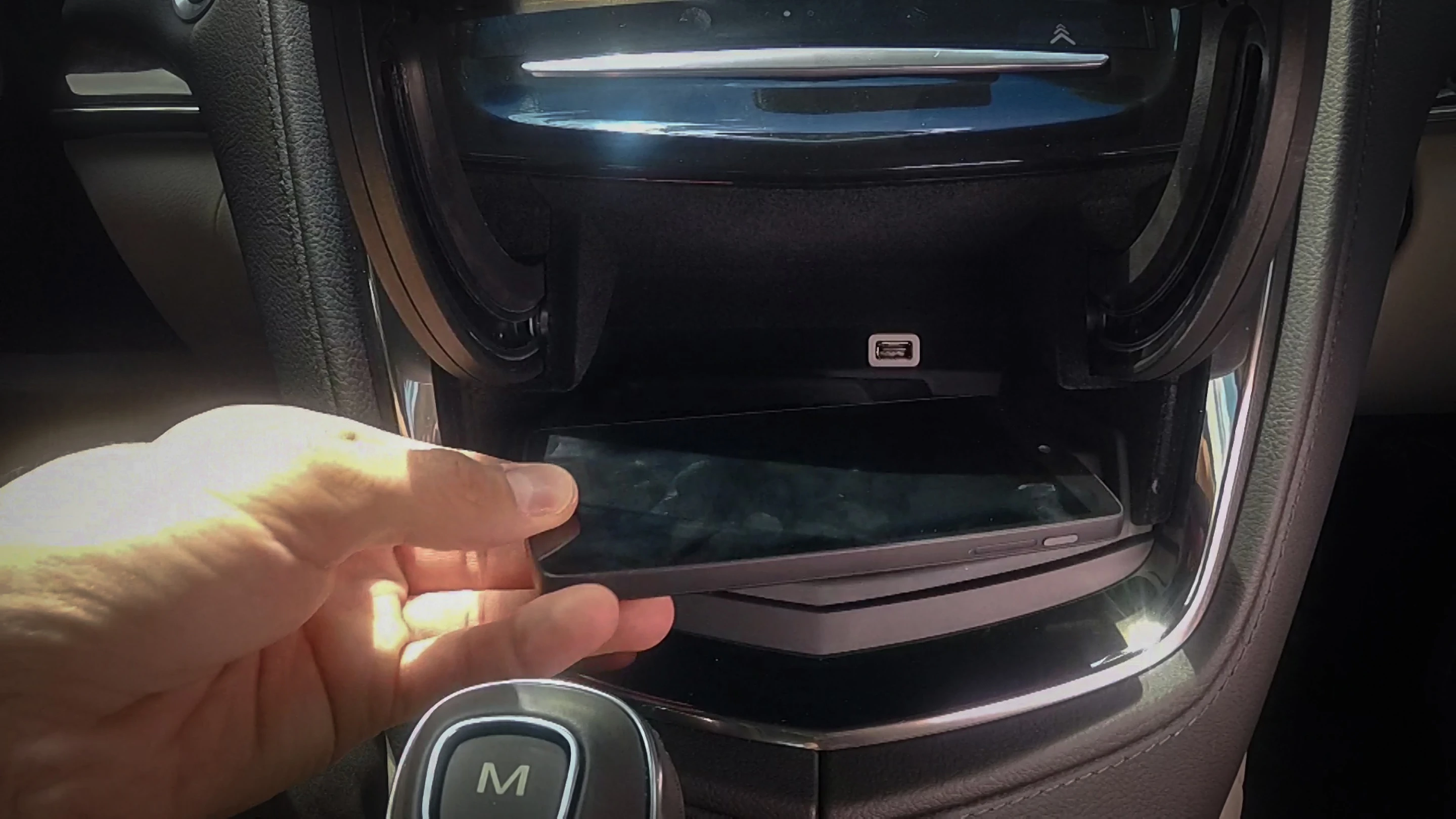 Cadillac is looking to clears the clutter by adding wireless charging to the 2015 ATS