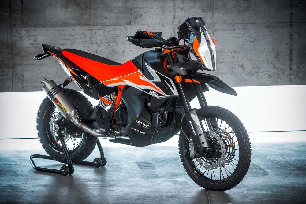 KTM aims for mid-range road/trail touring with the 790 Adventure