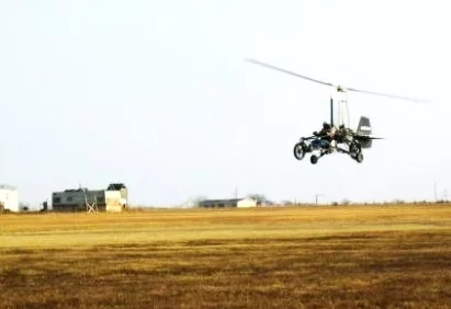 The GT in flight (stills from a poor video)