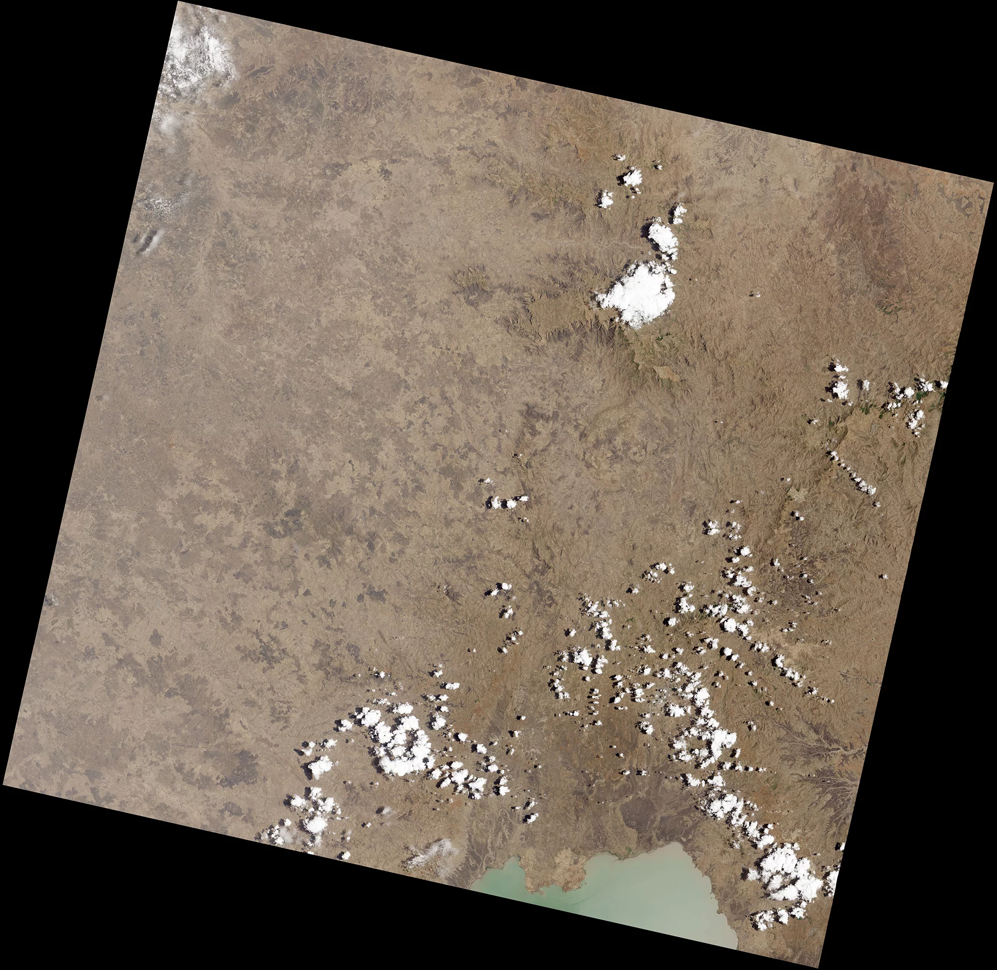 WRS 170-051 is centered at 13.0 S, 37.1 E(Photo: NASA)