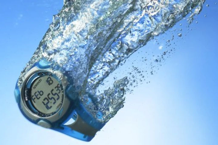 The Speedo Aquacoach is a swimmer's watch that automatically keeps track of data such as laps swum, number of strokes, speed, distance, and calories burned