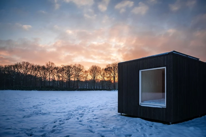 Slow Cabins offers cosy off-grid accommodations in the countryside that place an emphasis on sustainability